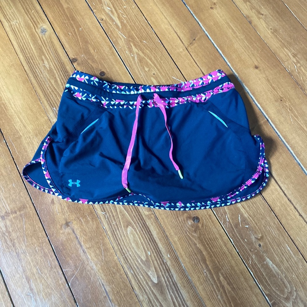 Under Armour scort